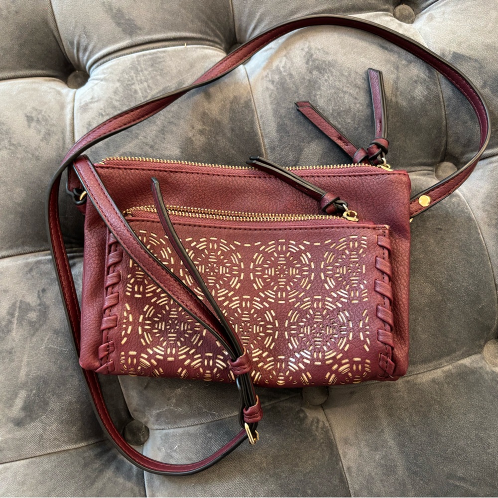 Elegant Burgundy Crossbody Bag
